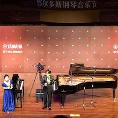 凯发k8国际艺术家宋思衡“80后的时光机”多媒体音乐会内蒙古巡演圆满落幕